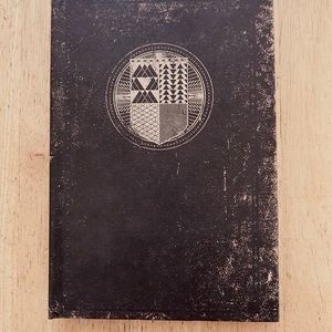 Destiny Arms and Armament guide  limited edition with map and cards